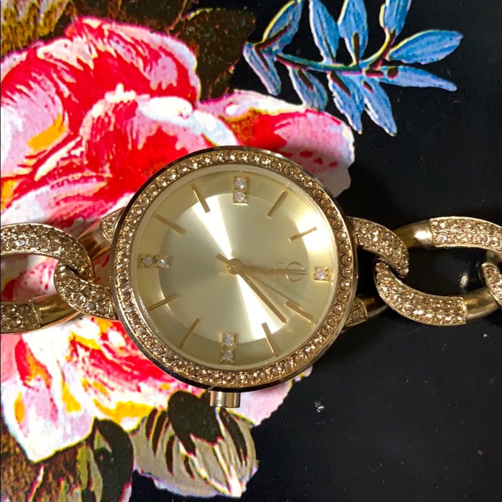 Gold chain watch
